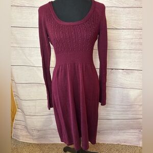LIKE NEW Calvin Klein burgundy sweater dress
